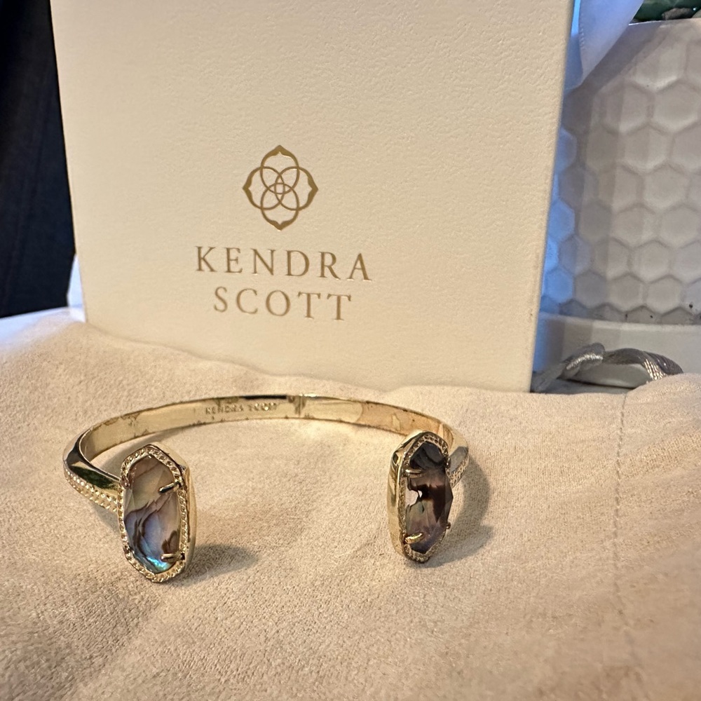 Elton Gold Cuff Bracelet in Abalone Shell (used)